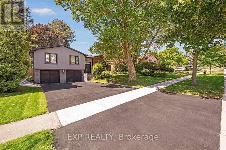 1410 PETRIE WAY, Mississauga (Clarkson), Ontario L5J1G5
