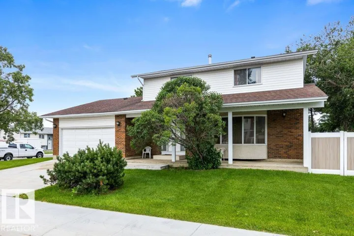 11113 173A AV NW, Edmonton, Alberta T5X3K1