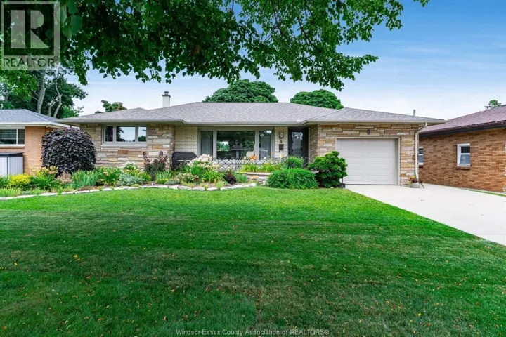 9 MARGARET, Leamington, Ontario N8H2J9