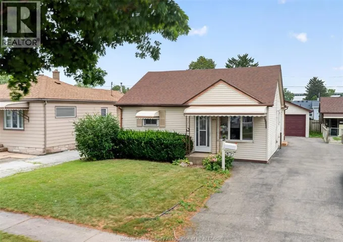 2670 CHANDLER ROAD, Windsor, Ontario N8W4B3