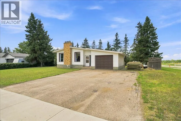 1121 5 Avenue, Beaverlodge, Alberta T0H0C0