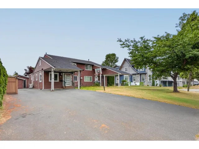 9441 132A STREET, Surrey, British Columbia V3V6W3