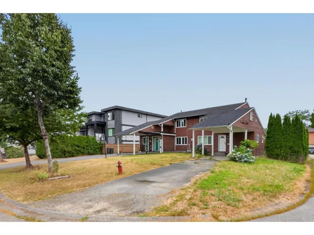 9443 132A STREET, Surrey, British Columbia V3V6W3