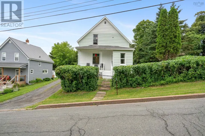 21 Hampson Street, Trenton, Nova Scotia B0K1X0