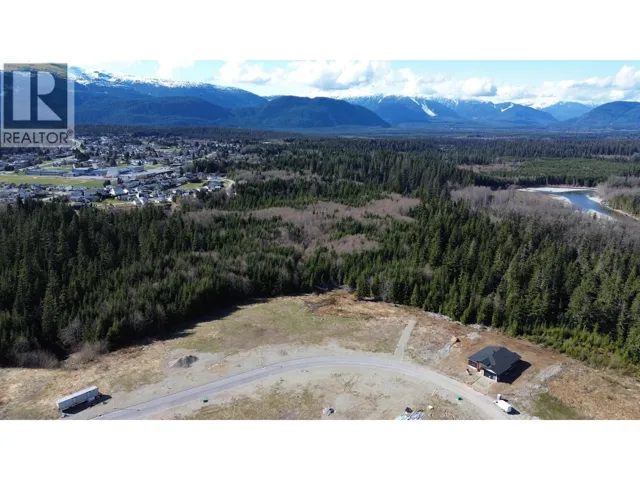 201 WAKITA STREET, Kitimat, British Columbia V8C0B7