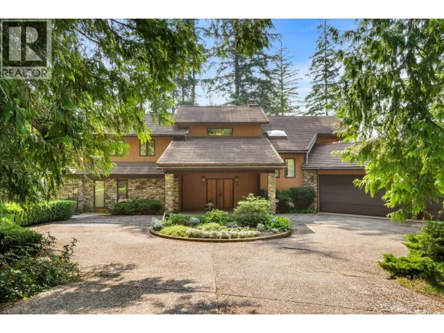 231 Glenacres Road, Nakusp, British Columbia V0G1R0