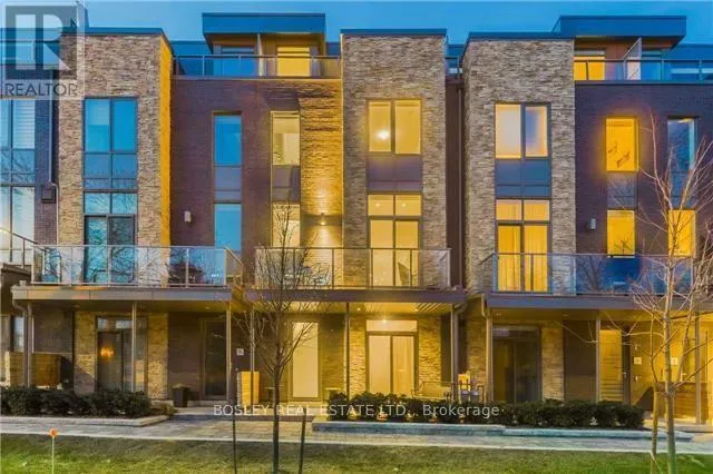 7 GODFREY'S LANE, Mississauga (Port Credit), Ontario L5H2T1