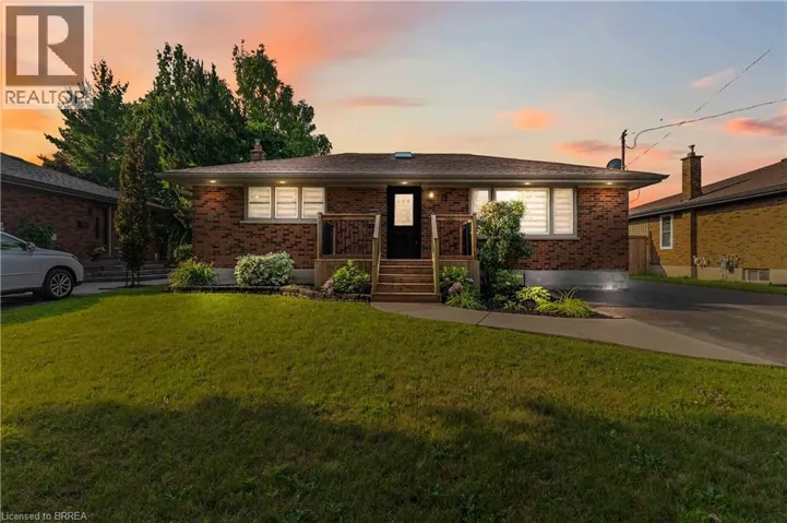 78 NORMAN Street, Brantford, Ontario N3R2Y2