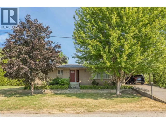 3259 St Amand Road, Kelowna, British Columbia V1W3P2