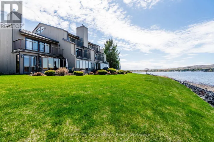 5 – 8 BECK BOULEVARD, Penetanguishene, Ontario L9M1C3