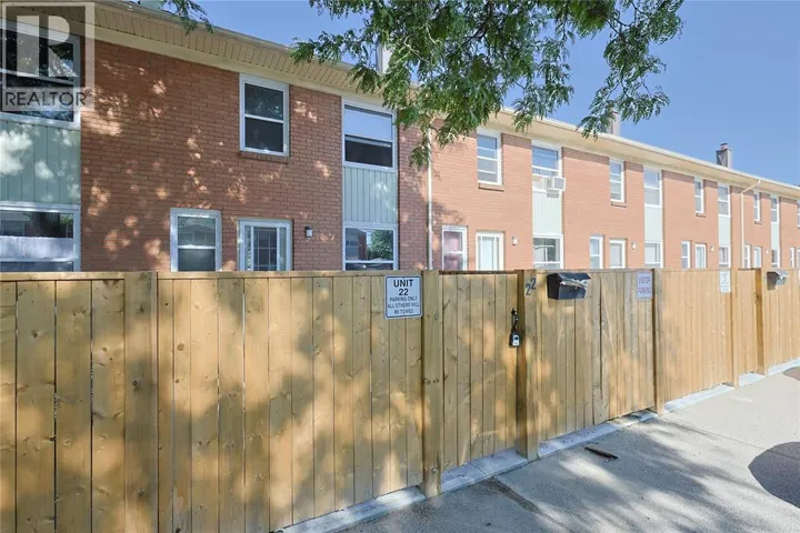 834 Exmouth STREET Unit# 22, Sarnia, Ontario N7T5R2