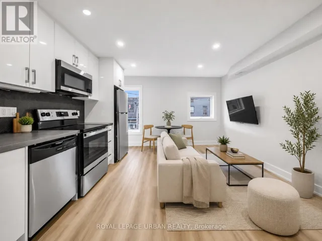 B - 851 DANFORTH AVENUE, Toronto (Blake-Jones), Ontario M4J1L2