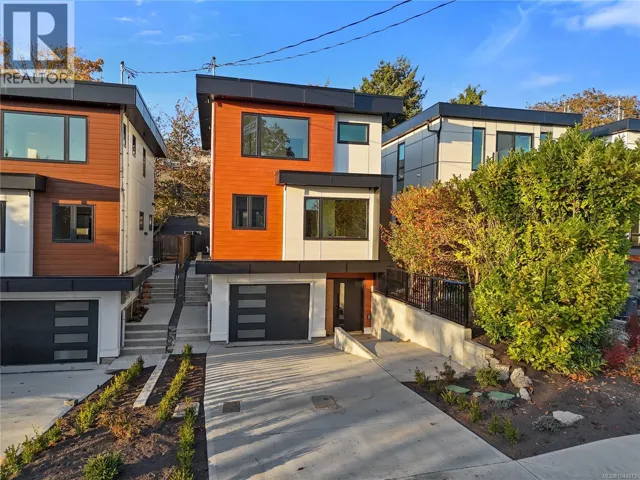 1342 Wood St, Esquimalt, British Columbia V9A5E1