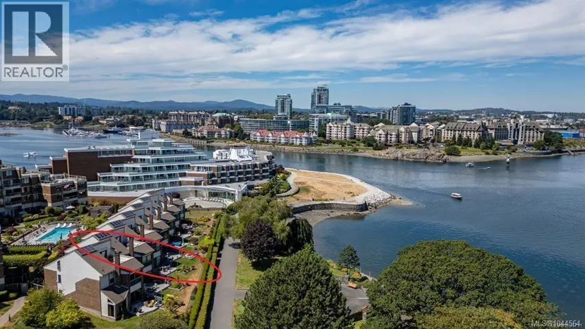 243 BELLEVILLE St, Victoria, British Columbia V8V1X1