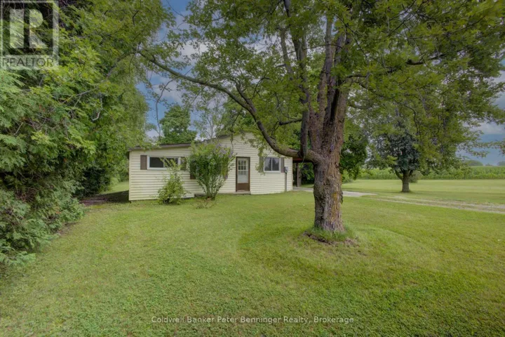 3 bedroom, 1 bath bungalow at edge of Inverhuron.