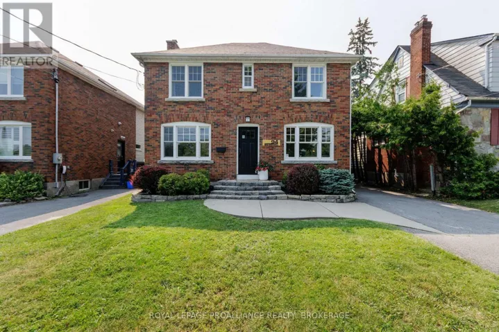 94 MACDONNELL STREET N, Kingston (Central City East), Ontario K7L4B7