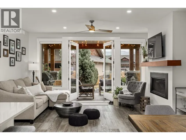 4000 REDSTONE Crescent Unit# 210, Peachland, British Columbia V0H1X5