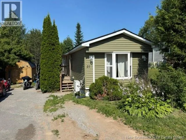 21 Third Street, Quispamsis, New Brunswick E2G1W7
