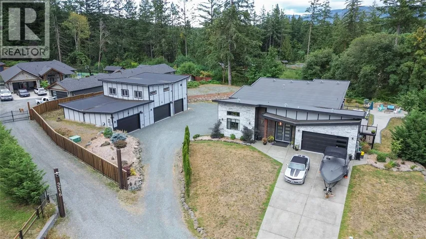 3211 Pinder Pl, Cobble Hill, British Columbia V0R1L6