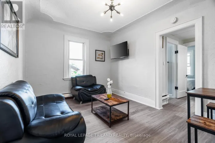 8 - 425 MCKENZIE AVENUE, London South (South F), Ontario N6C1V5