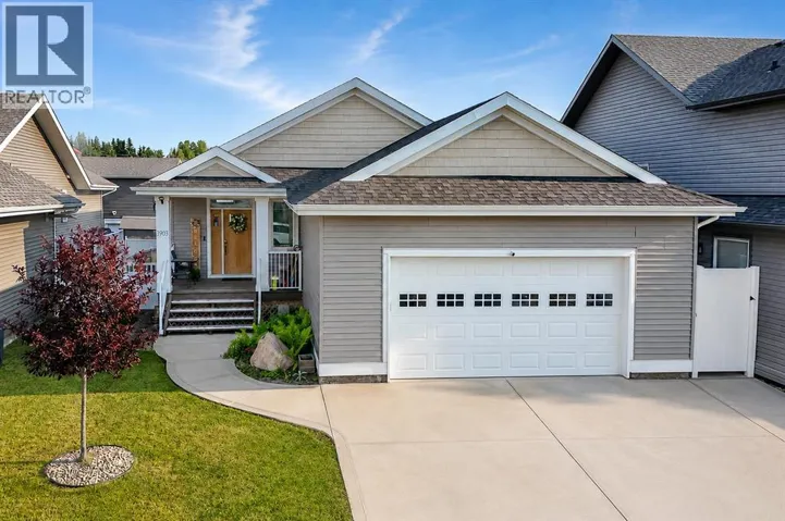 3903 49 Avenue, Ponoka, Alberta T4J0B6
