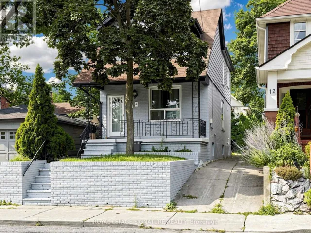 8 HARRIS AVENUE, Toronto (East End-Danforth), Ontario M4C1P4