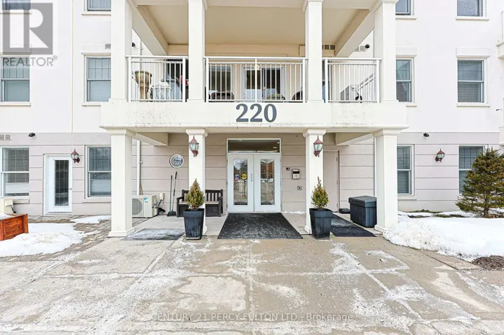 211 - 220 MAIN STREET N, Uxbridge, Ontario L9P0B6