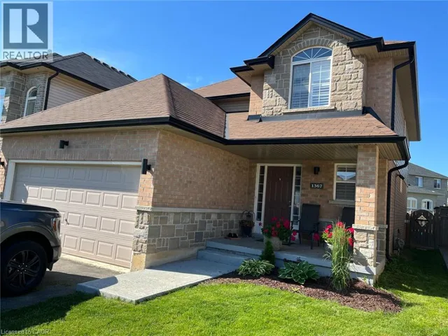 1367 UPPER PARADISE Road, Hamilton, Ontario L9B0C2