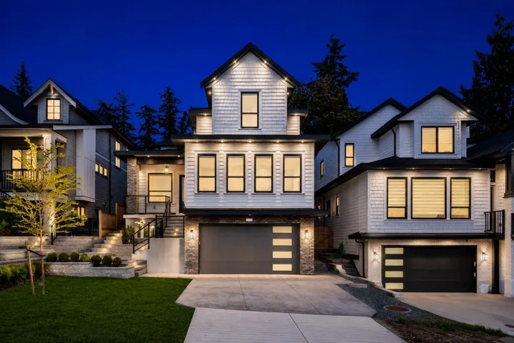 16633 BELL ROAD, Surrey, British Columbia V3S1H7