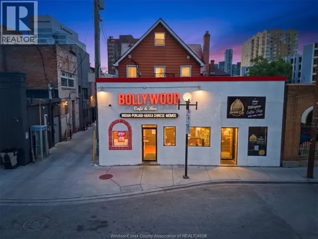 20 UNIVERSITY AVENUE, Windsor, Ontario N9A5P6