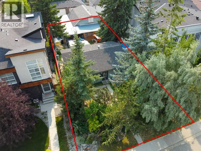 4919 21 Avenue NW, Calgary, Alberta T3B0X1