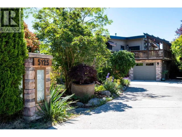 5125 SALAL ROAD, Sechelt, British Columbia V7Z0B7