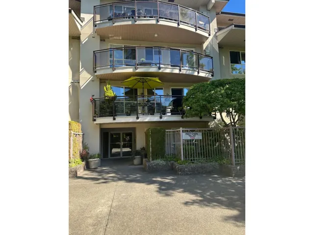 212 7505 138 STREET, Surrey, British Columbia V3W0W6