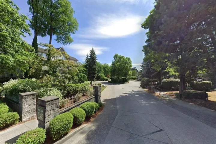 406 33718 KING ROAD, Abbotsford, British Columbia V2S8J3