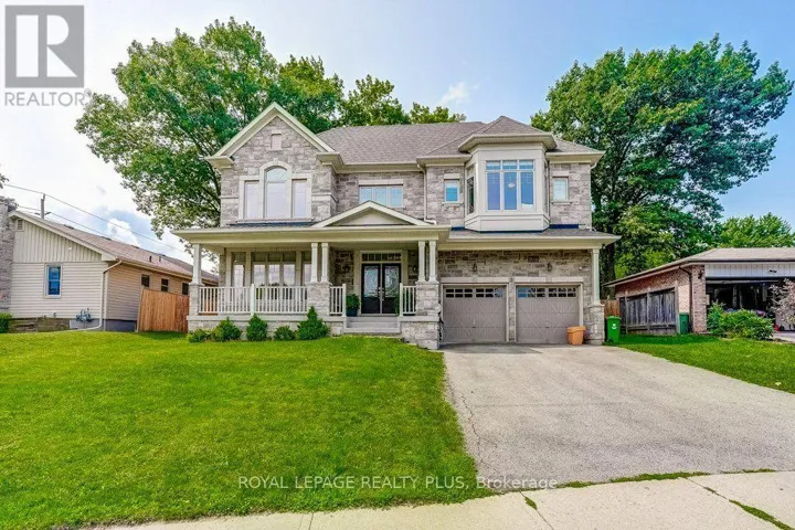 3 NISKA DRIVE, Hamilton (Waterdown), Ontario L0R2H3