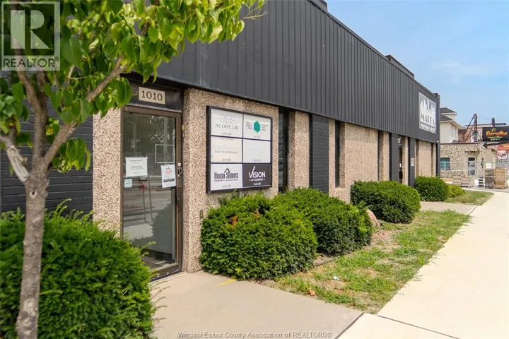 1010 University AVENUE West Unit# 105, Windsor, Ontario N9A5S4