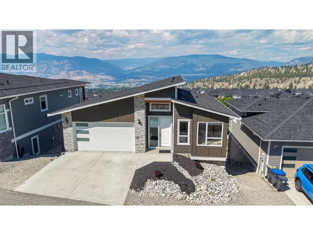 1076 SYER Road, Penticton, British Columbia V2A9G4