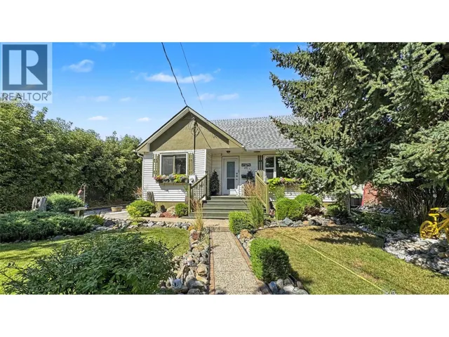 15 15th Avenue S, Cranbrook, British Columbia V1C2Y4