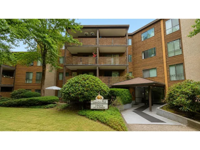 313 10644 151A STREET, Surrey, British Columbia V3R8R3