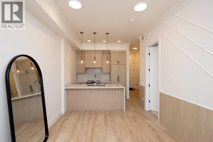 214, 330 Dieppe Drive SW, Calgary, Alberta T3E2L4