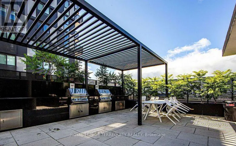 720 - 30 TRETTI WAY, Toronto (Clanton Park), Ontario M3H0E3