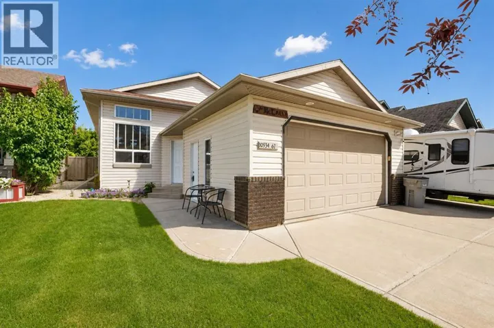 10934 67 Avenue, Grande Prairie, Alberta T8W2W3