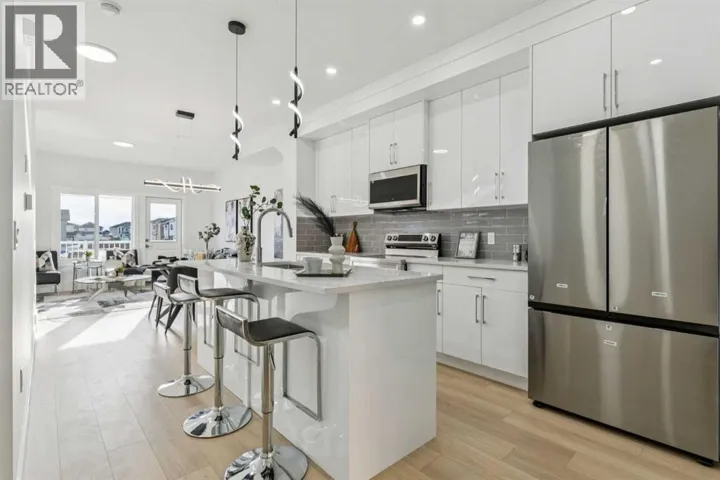 202, 95 Saddlecrest Circle NE, Calgary, Alberta T3J0Z2