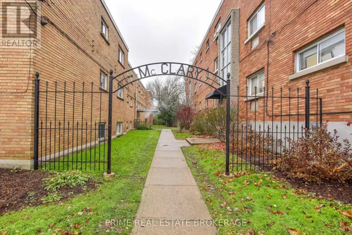 1 - 23 MCCLARY AVENUE, London South (South F), Ontario N6C1P6