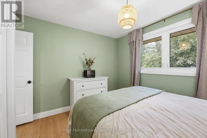 780