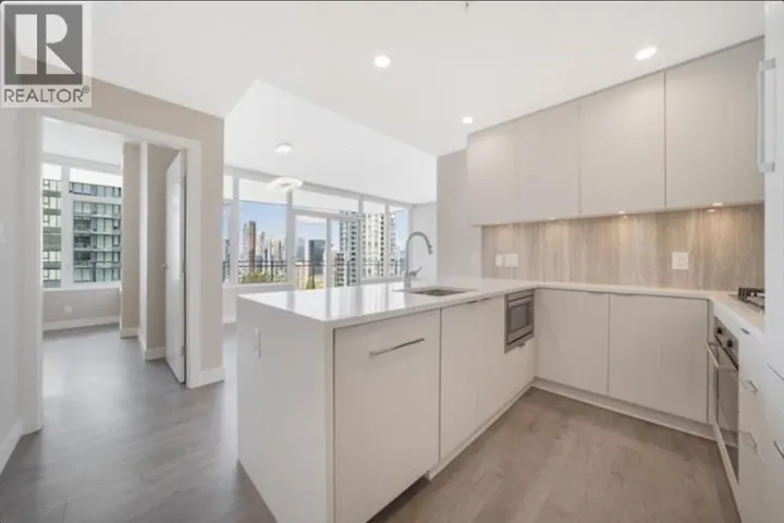 2307 5051 IMPERIAL STREET, Burnaby, British Columbia V5J0J3