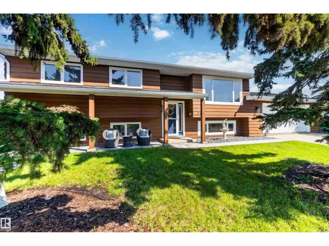 2428 142 AV NW, Edmonton, Alberta T5Y1R2