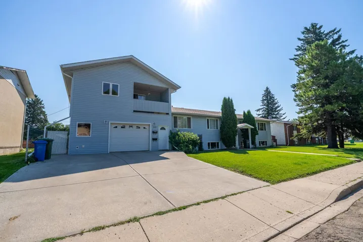 3907 3905 54 Street, Wetaskiwin, Alberta T9A1S7