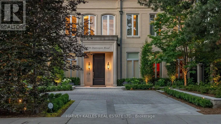 139 DUNVEGAN ROAD, Toronto (Forest Hill South), Ontario M5P2N8