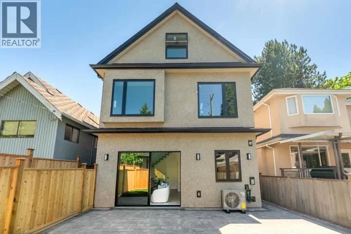 2 3771 W KING EDWARD AVENUE, Vancouver, British Columbia V6S1M8